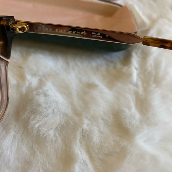 Kate spade ♠️ sunglasses - Picture 8 of 8